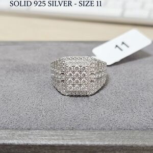 Sterling Silver Pavé Square Cluster Ring - Silver